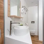 Limehome Carrer De Fontcoberta - Digital Access Hotell Barcelona
