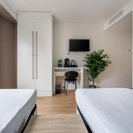 Limehome Carrer De Fontcoberta - Digital Access Hotel *