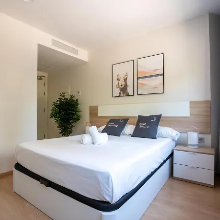 Limehome Carrer De Fontcoberta - Digital Access فندق برشلونة