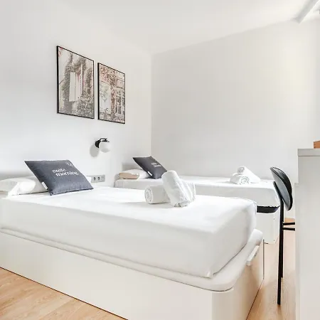 Limehome Carrer De Fontcoberta - Digital Access Hotel Barcelona