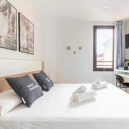 Limehome Carrer De Fontcoberta - Digital Access 3*