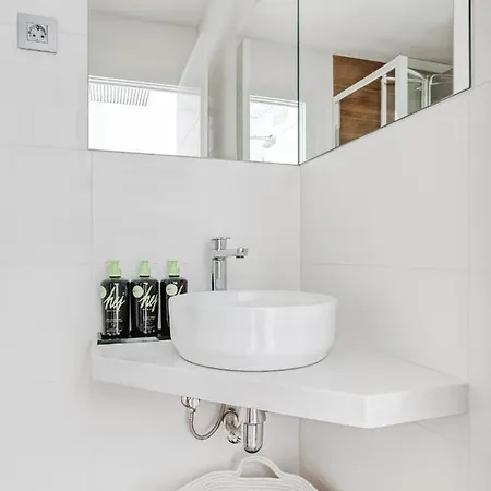 Otel Limehome Carrer De Fontcoberta - Digital Access