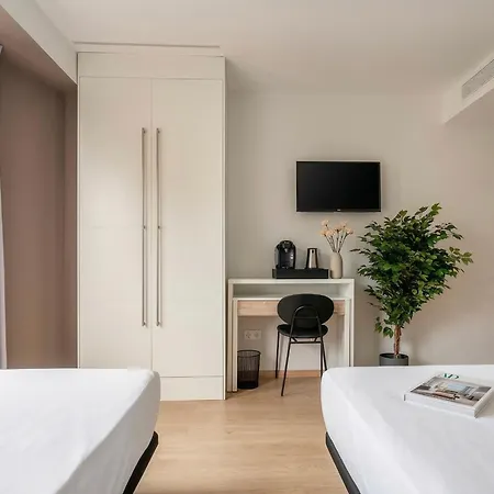 Limehome Carrer De Fontcoberta - Digital Access Hotel
