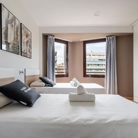 Limehome Carrer De Fontcoberta - Digital Access 3* Barselona
