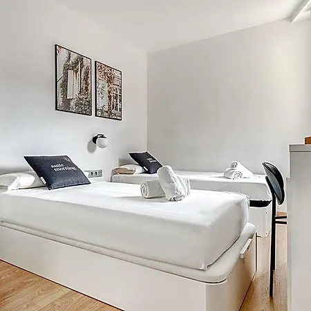 Limehome Carrer De Fontcoberta - Digital Access Otel Barselona