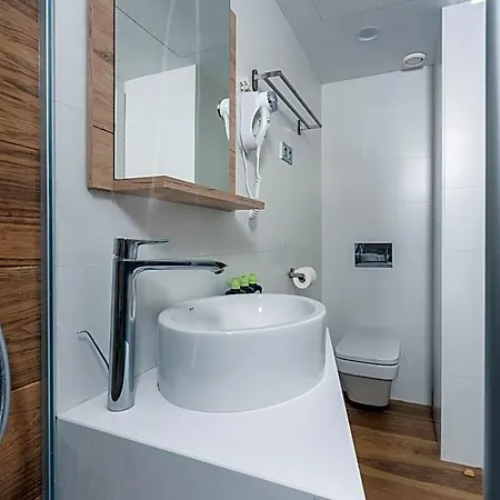 Hotel Limehome Carrer De Fontcoberta - Digital Access 3*