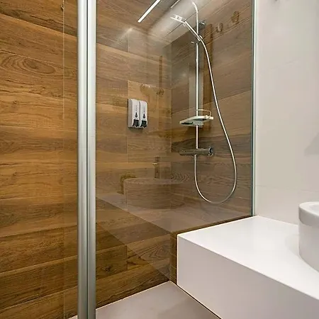 Limehome Carrer De Fontcoberta - Digital Access Hotel 3*