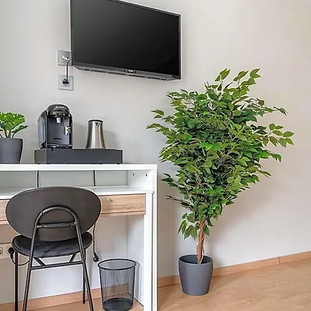 Hotel Limehome Carrer De Fontcoberta - Digital Access 3*