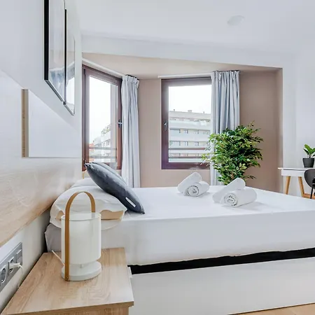 Limehome Carrer De Fontcoberta - Digital Access Otel Barselona