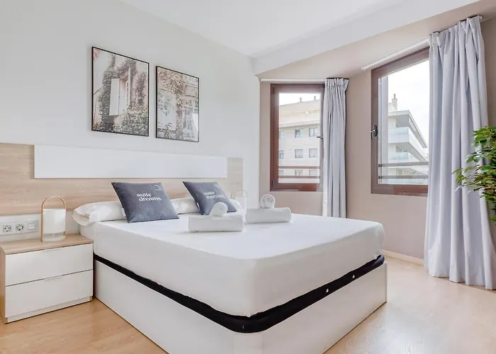 Limehome Carrer De Fontcoberta - Digital Access ホテル バルセロナ