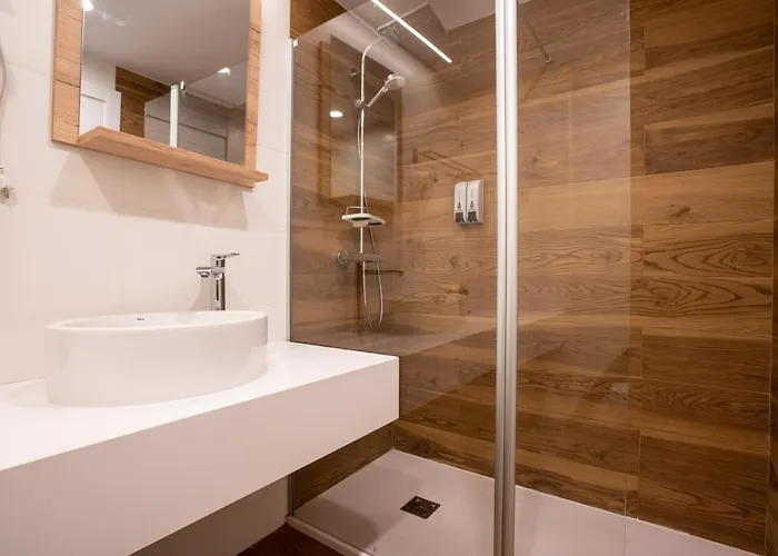 Limehome Carrer De Fontcoberta - Digital Access ホテル