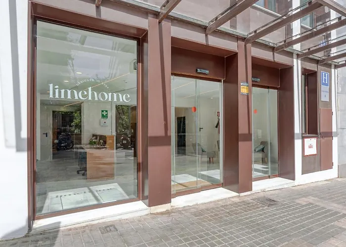 Limehome Carrer De Fontcoberta - Digital Access 3* バルセロナ