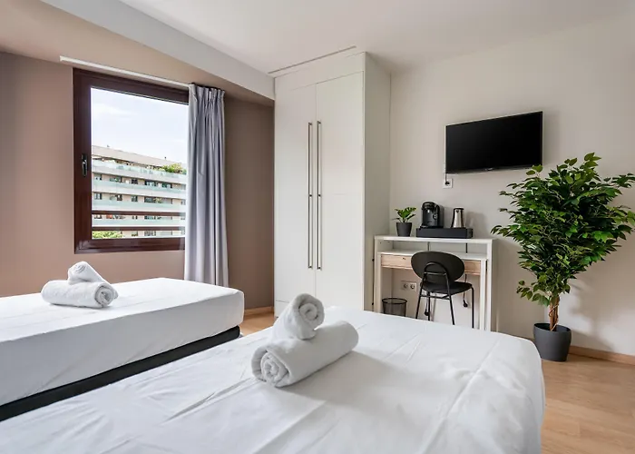 Limehome Carrer De Fontcoberta - Digital Access ホテル バルセロナ