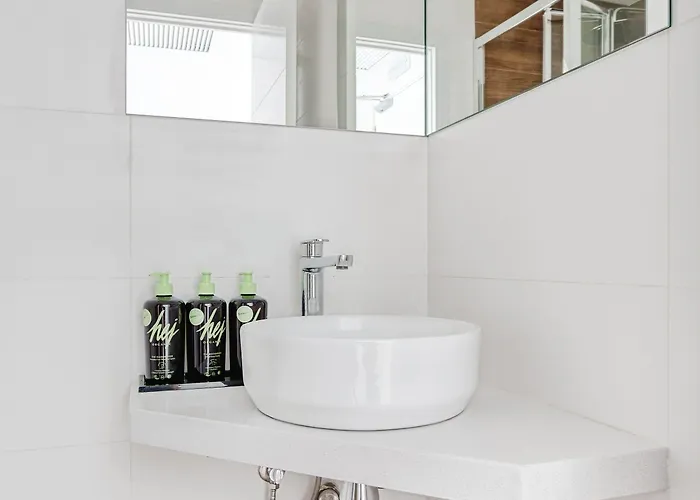 ホテル Limehome Carrer De Fontcoberta - Digital Access 3*