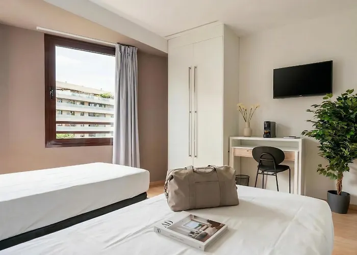 Hotel Limehome Carrer De Fontcoberta - Digital Access Barcellona