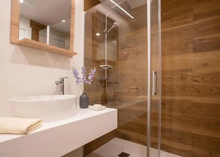 Limehome Carrer De Fontcoberta - Digital Access Hotel
