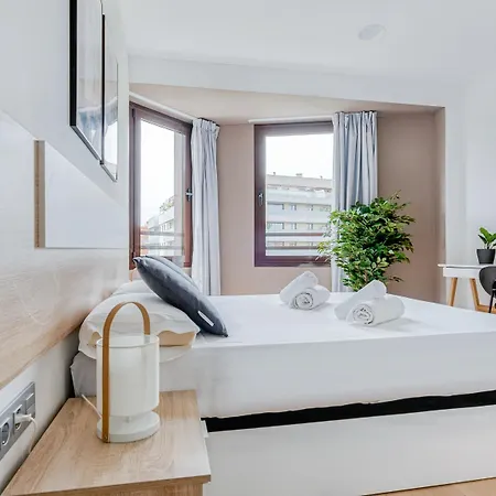 Отель Limehome Carrer De Fontcoberta - Digital Access 3*