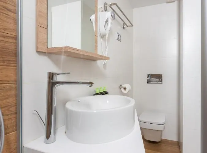 ホテル Limehome Carrer De Fontcoberta - Digital Access 3*